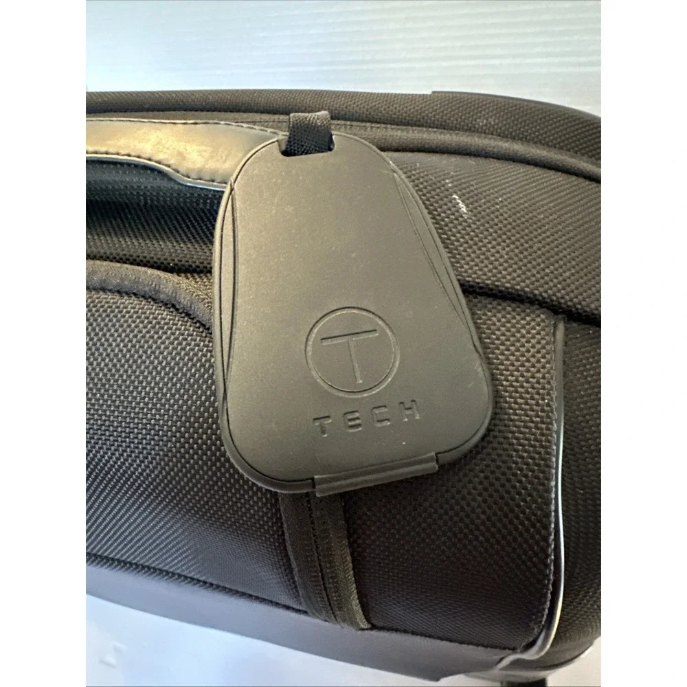Tumi T-Tech Presidio Macarthur Wheeled Compact‎ Laptop Briefcase Style 67102D
